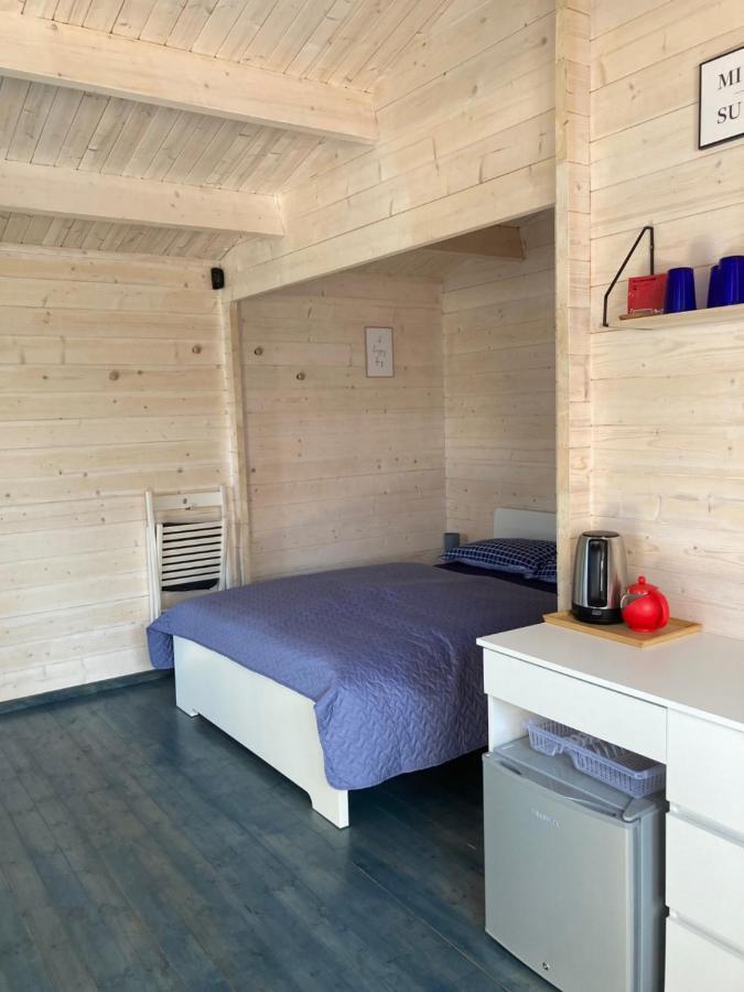 Готель Womocamp Holzhuette 1 Саулкрасти Екстер'єр фото